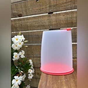 Tupperware Fifo Cereal Keeper 10.5 Cup